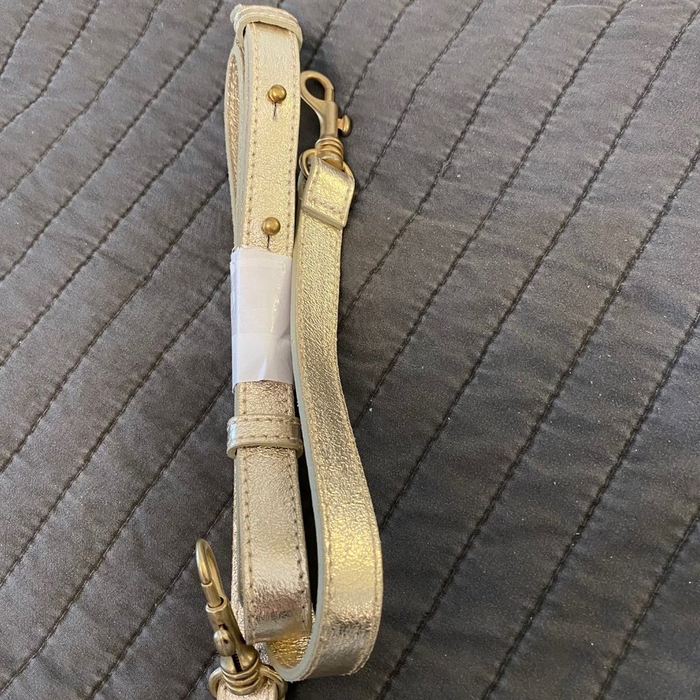 NWOT American Eagle Gold Color Bag - Picture 2 of 4